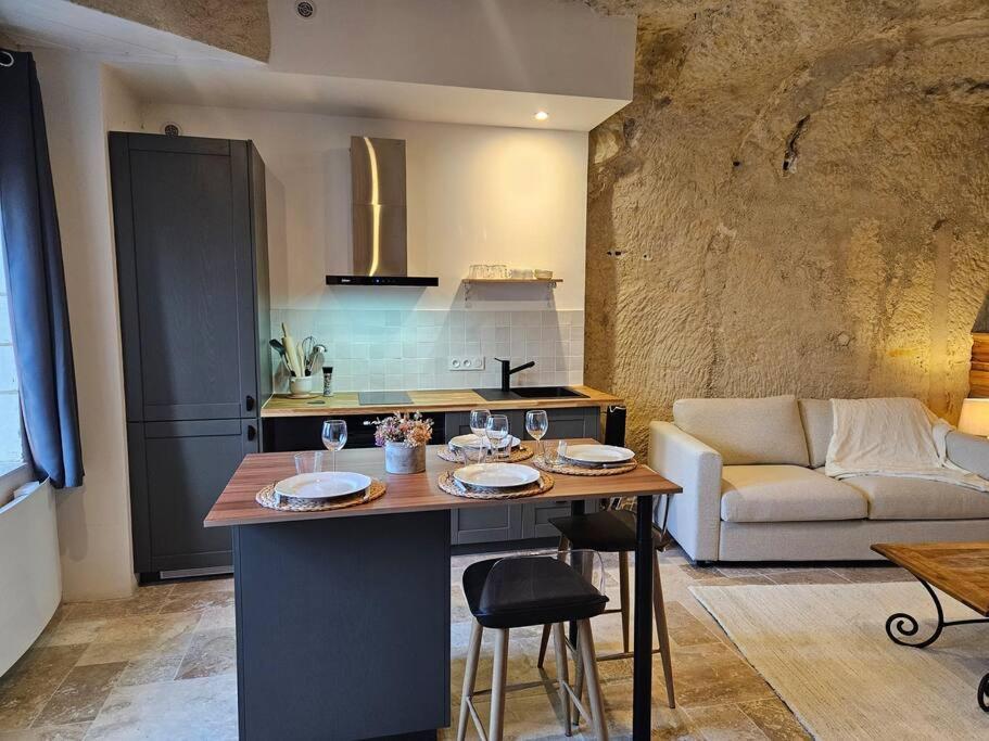 Charmante Maison Troglodyte Loire Valley Рошекорбон Экстерьер фото